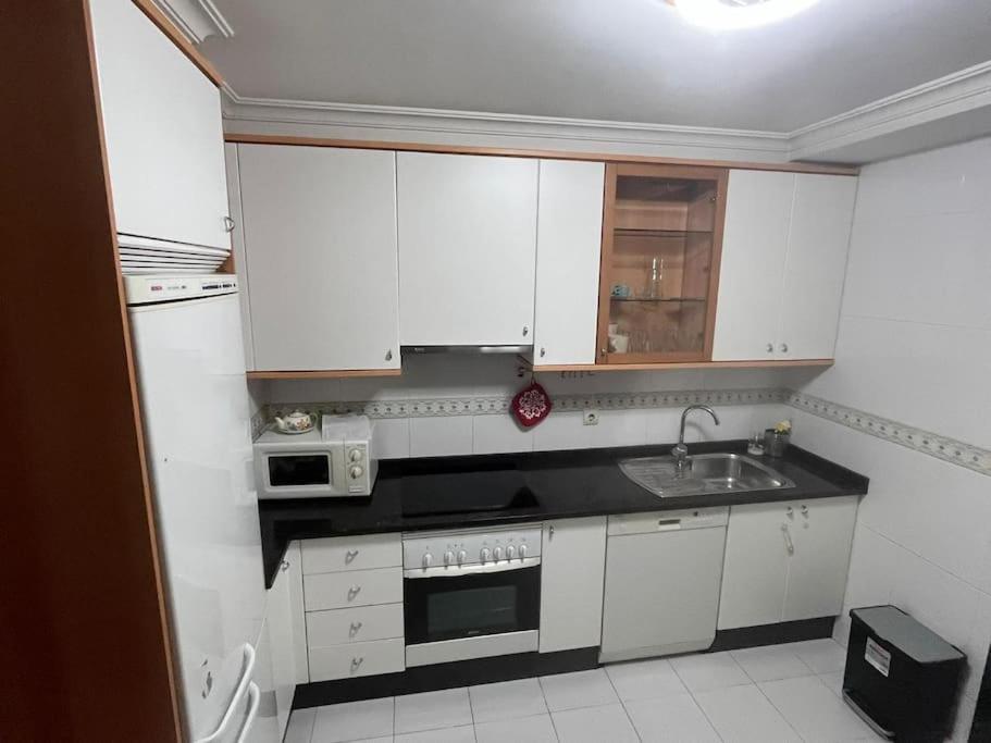 Appartement Piso En Bouzas Con Vistas A La Ria à Vigo Extérieur photo